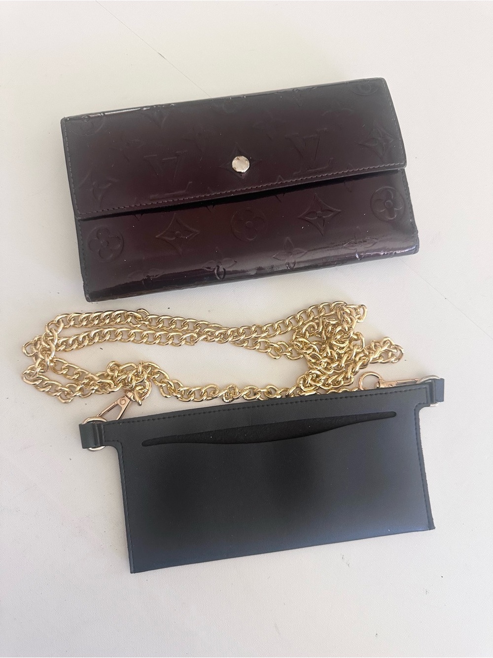 Louis Vuitton Vernis Sarah Wallet - Picture 8 of 8